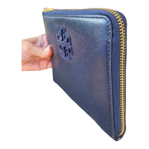 Tory Burch Leather half zip wallet Navy - Picture 4 of 9